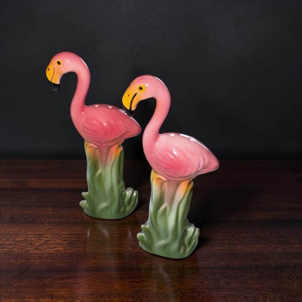 Vintage 1986 Five & Dime Pink Flamingo Salt and Pepper Shakers Ceramic Tropical
